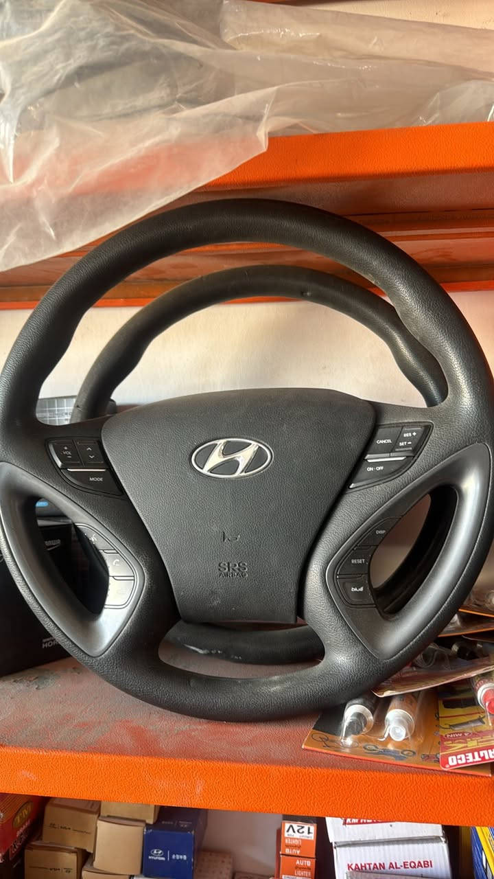 السلام عليكم تفصيخ سوناتا مضلع من 2011-2014كوري حاويه باسعار مناسبه عندي توصيل جميع المحافضات
*********** واتساب
