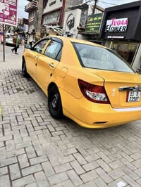 بي واي دي F3 • ٢٠١١ • مكينة لانسر