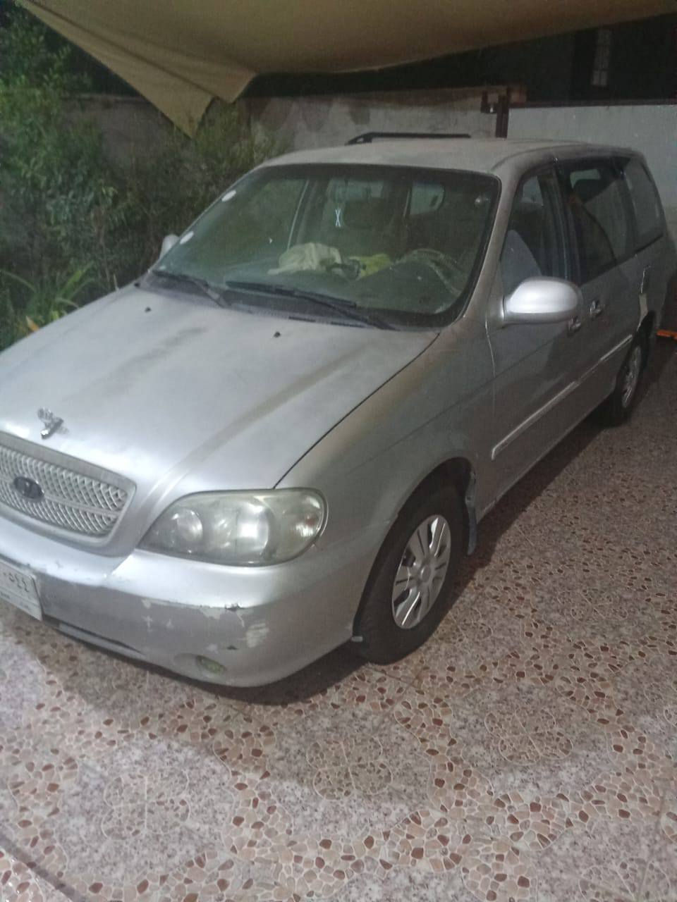 السلام عليكم اخوتي عيد مبارك عليكم جميعآ
مكلف بالنشر مالت اخوية 
 كيا سيدونا 7راكب 
محرك 3500 الاقتصادي 
سنوية لغاية 2027
تبريد 3قطع عايز بس غاز شحن 
تخم تاير اخو الجديد 
بطارية جديدة 
رقم بغداد  وباسمي خلال يوم واحد يتم التحويل مشروع وطني***********
