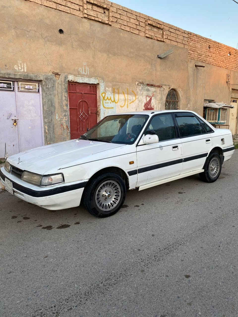 السلام عليكم 
السعر 32 وبي مجال للشراي 
مازدة 626 صندوك مديل 91 بلادي رقم بغداد سنوية جديدة لغاية 2029مشروع وطني تحويل ثاني يوم محرك 12بخ بدون صرف ولا بخار تبريد تدفئة بلادي غرفة جديد شادة بطاين جديد تخم تاير مع الويل جديد كهربائيات شغالة كيجات شغالة شاشة وكامرة بدون خياس شواصي بلادي بيها مكانات صبغ ابيع حزام سيارة كاملة للاخير مابيها نقص مكاني ديالى لسعدية  ***********
