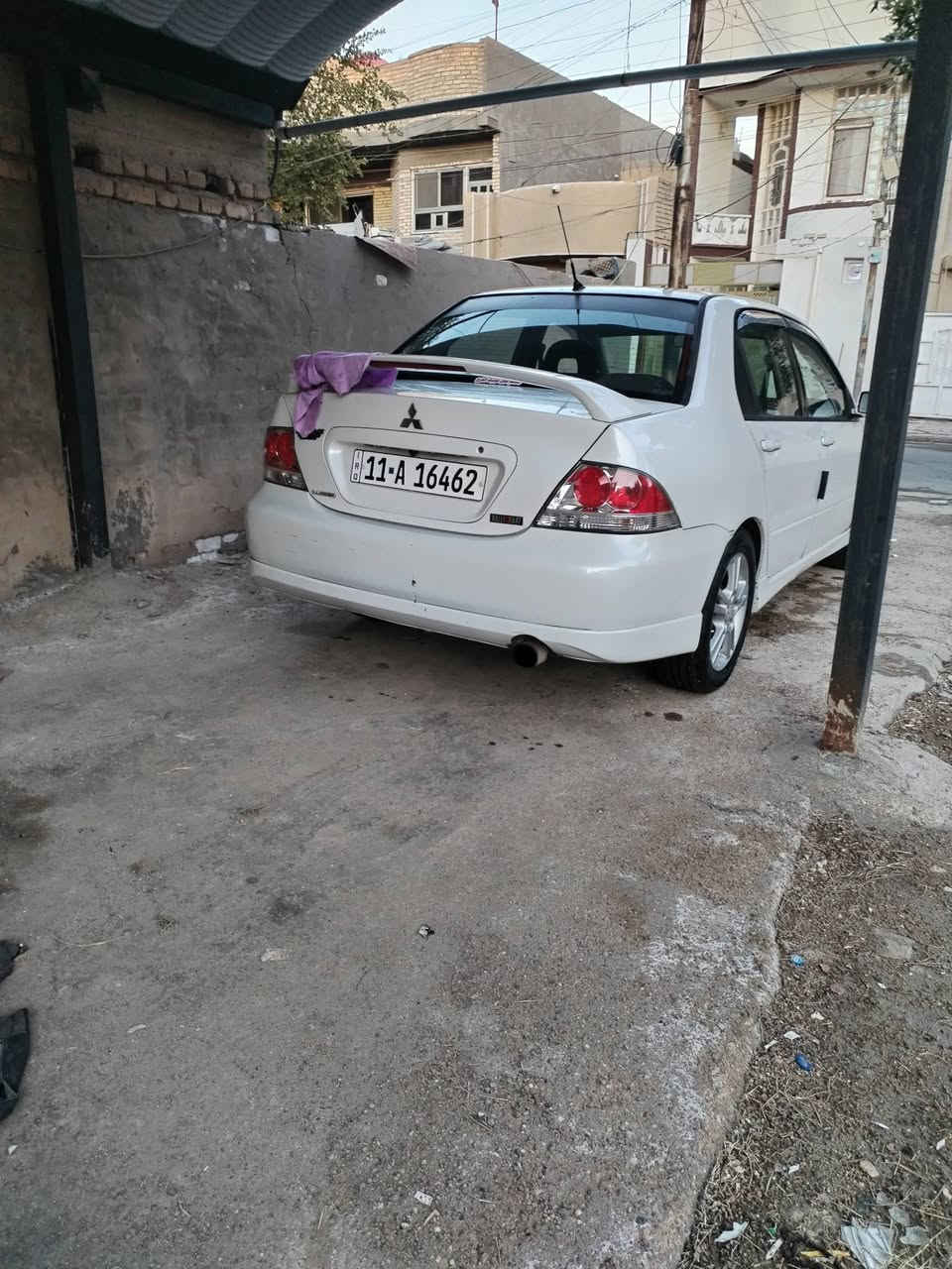 السلام عليكم لانسر وارد امريكي حادثهة كلش بسيط شوية من الأمام بالشباك  موديل 2005 مواصفات رياضي مكينة 2400 مال گالنت رياضي كشنات نفخ ويل + تاير 16 كروز سرعة سبايدر وشنايزرات اصلية من امريكا تدفئة وتبريد خير من الله مكينة بيهة لاستيك ولف شي بسيط من تشغل تراي خير من الله الرقم جديد سنوية جديدة هزة جديدة مصبوغة بأمريكا للجمالية بدون حادث باسمي السعر 68 وبيهة مجال بسيط للاتصال ***********
