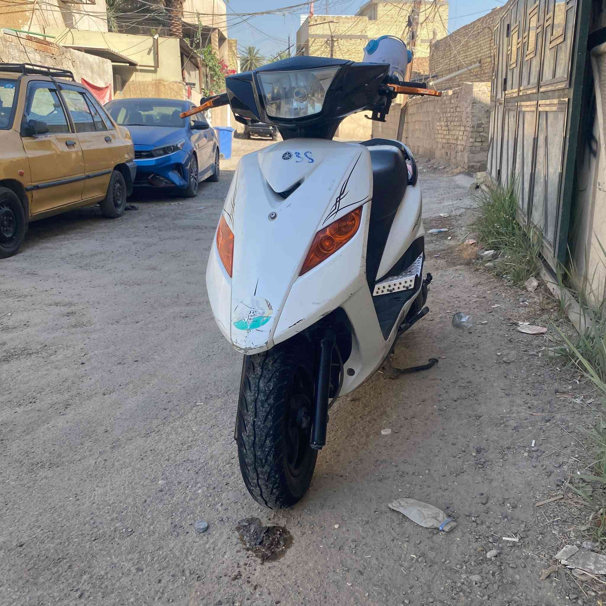 دراجة ثعلب كابريتر اخت الجديدة مابيها اي خلل مكينة بلاد مامفتوحة علتها الوحيدة بالكفرات اكو كم شخطة تروح بالبولش مدة الاستخدام ٥ اشهر للتواصل ***********
