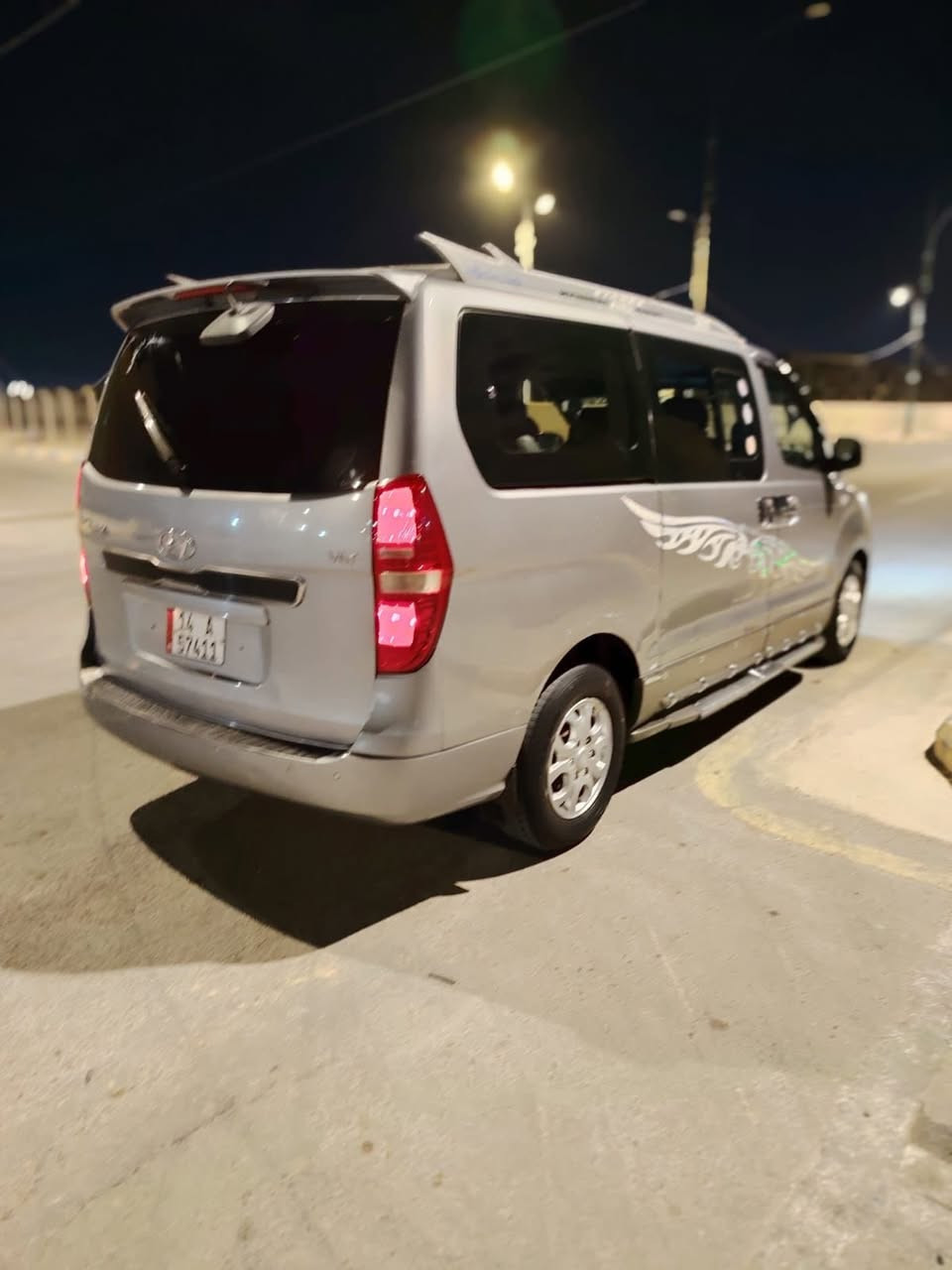 ستاركس ٢٠١٢ مسكر لبيع
مكينه خير من الله كير أوتوماتيكي 
حداديه خير من الله تبريد ثلج باتري وتايرات جداد سياره جاهزه كبل لشارع خطه كوت بغداد مصفره هئيه وغرامات بسمي مداور ثانيً يوم السعر 175 قفل قفل 
***********
