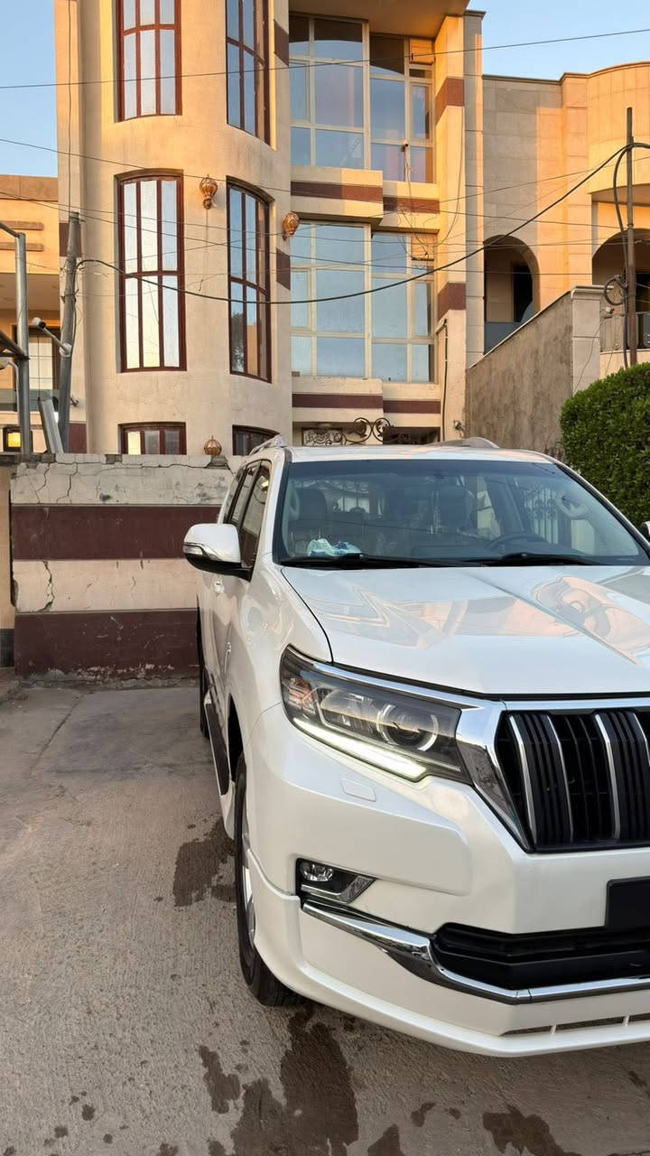 السلام عليكم برادو 2020 txs بغداد موصفات الTxs معروفة
لد امامي 
كشنات كهرباء 
فتحة صقف 
مري شفط 
شاشة كبيرة 
حساسات خلفية 
وباقي الموصفات معروفة 
تخم تاير جديد 
حدادية صدر بلادية ممفتوحة 
دسكات جديدة من الشركة 
صيانتهة كلهة بلشركة 
السعر 36500$
بيع او مراوس مع لاند كروز 
ملاحظة بيهة حالوب قليل بل بنيد وبارد بلباب الخلفية اسفل تريشة الباب 
العنوان بغداد كرادة بارك السعدون 
رقم الهاتف *********** ***********
