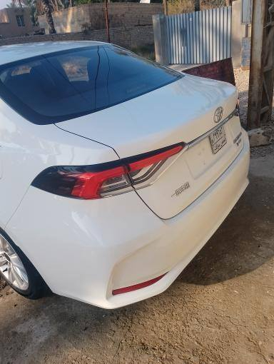 سلام عليكم كورولا هايبرد  موديل 25 سياره جديده محرك 1800 سياره كفاله عامه زيرو مطلوبه المصرف السياره بدون رقم السعر 147 وبيه مجال رقم الهاتف  ***********
