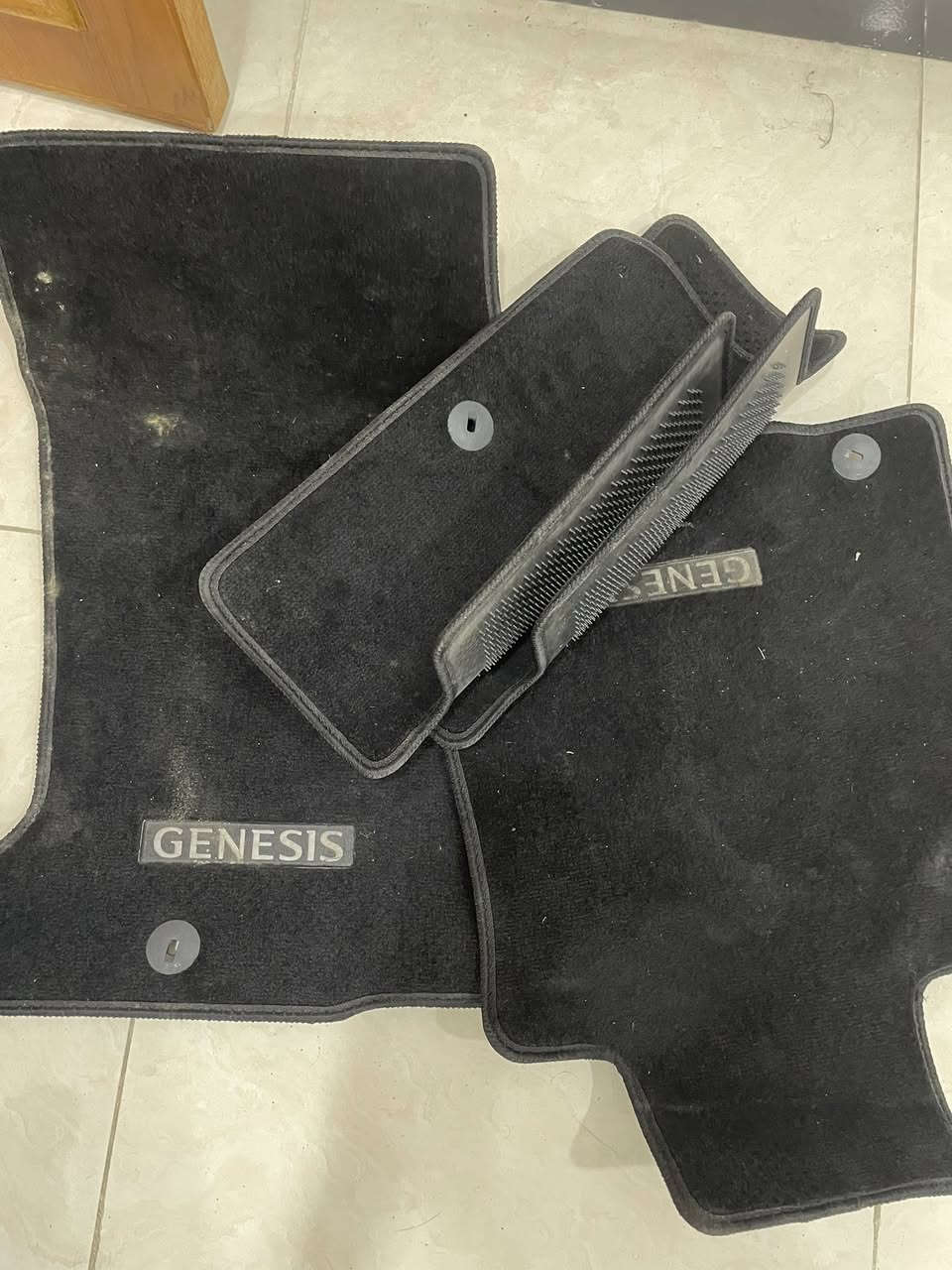 السلام عليكم 
غراض G70 موديل 2023 تفصيخ

كشنات خلفية 
بطاين بوب
دوسات 
مسند راس كشنات امامية

متواجد خاص


**إذا كنت صاحب هذا الإعلان وتريد حذفه لأي سبب، رجاءا أرسل رسالة إلى الدعم الفني**