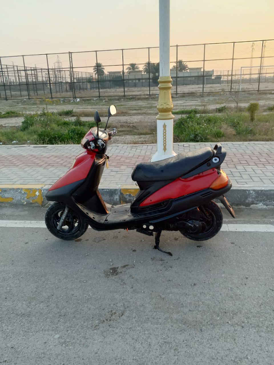 السلام عليكم 
دراجة فراشة فضائي سرعه 140 مكفوله نكرة سلف علمس بس باتريها ضعيف هندر دفره وحده دبل ستاند كهربائيات شرط كلها مكفوله ما بيها شي ما يشتغل محرك  مجفت جديد قبل اسبوعين شلعة معدل دشبول طوافة كيج بانزين اشاير  لايتات زنون كفرات بلاديه لايت بكلايت جنطة ابريك خلفي وامامي شغالات دبلات جدد كله مكفول 

💥السعر 280 وبيها مجال للطيبين والشراي يشلع عيوني
والصور تصوير اليوم 
مكاني صلاح الدين ناحيه الاسحاقي 
للاتصال علرقم 
*********** 
مكلف بلنشر
