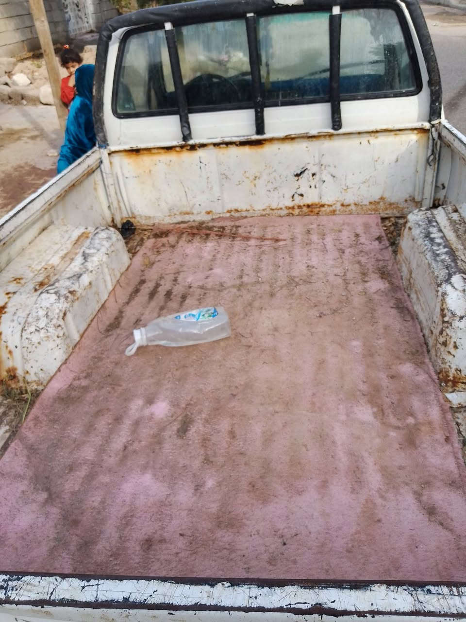 للبيع موديل 78مكفوله مكينه لا تبخير ولا تنقيص مصبوغه جماليه رقمه واصط مكاني عماره  سعره 30وبيه مجال مستعجل على بيعته ***********
