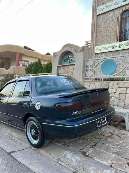 کیا سڤیا
مۆدیل ١٩٩٥
ئاڕم پلاستیک سلێمانی 
بێ لێدرا 
تەقەو ڕەقە بەشەرت 
چرکەی تێدا نیە 
کورە کراوە بۆ جوانی 
تاقم ویل سپۆڕت 
چوار تایە نوێ
مەکینە ١٦ و بەخ 
تەبرید لەسەر سویج سارد و گەرم  
ناوی لە دەرێ جوانترە 
دەشبول و شتی نەتەقیوە 
لایت و شتی کامل سپۆڕت کراوە 
کارەبایی کامل مەزبوت 
چوار جام کارەبایی 
شاشە ئایپاد
مەکینە،گێڕ،ئاڕم،ئەوەلیات،بڕاوە،لێدرا بەشەرت 
سەیارەکە ماڵی دۆستە یەک دینار مەسروفی نیە 
سعری ٣٢ وەرەقەو معامەلەیەکی زۆر زۆر کەم 
بۆ زانیاری زیاتر پەیوەندی بەم ژمارە تەلوفۆنەوە بکە 
شوێن.کۆیە
***********
*********** كويسينجاك
