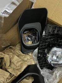 كشافات ضباب  فورد F250/F350 مديل 2011/2016 السعر 100$ رقمي 07715495041