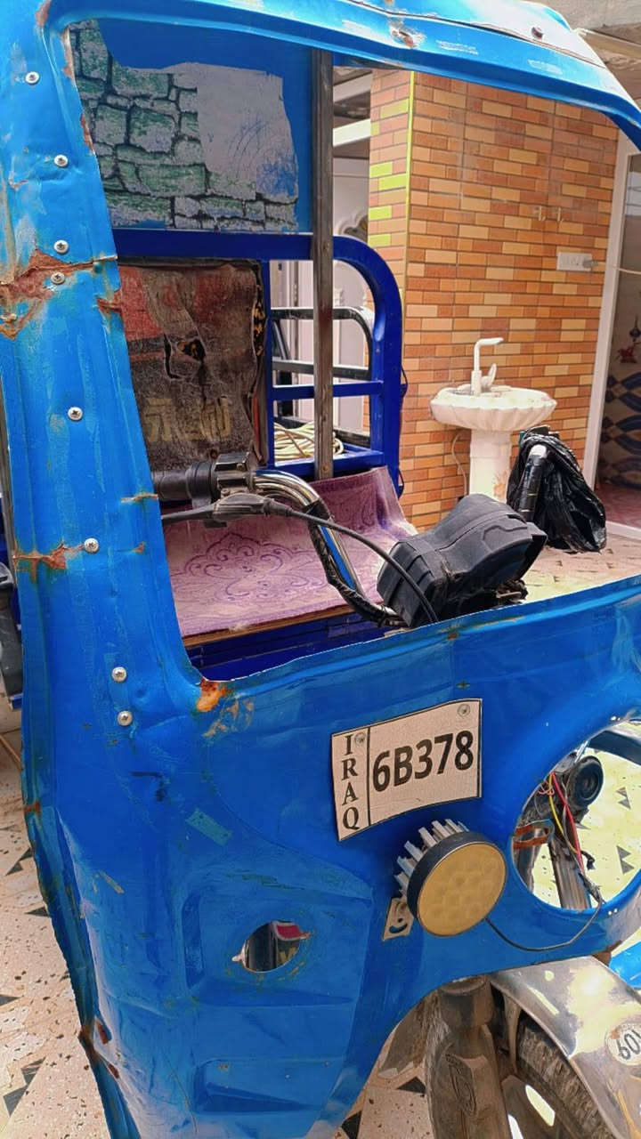 السلام عليكم ستوته للبيع  شحن بطاريات جديد انتاج 2026 صار شهر مستبدلهن.  تايرات جديد ماطور بلادي كلشي عل بلاده  نضافه كدامكم مابيها قطرة خويس  او زنجار.  فقط كهرباء  يردلها شويه ترتيب  عنوان شهداء قرب جامع المرسلين السعر 800 وبيها مجال  
 للتواصل اتصل او مرسله عبر وتساب ‏رقم ***********    
 ***********
