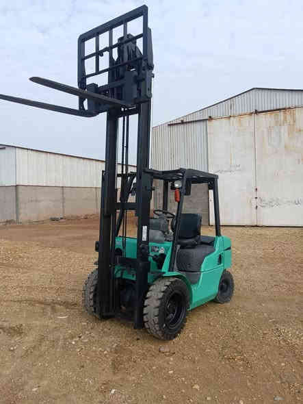 سلام عليكم للبيع رافعه شوكيه متسيو بوشي
السعر70$ وبيها مجال

للستفسار ***********
