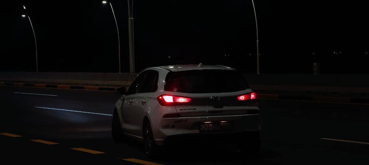 السلام عليكم ورحمة الله وبركاته. النترة Gt2019 مواصفات اعتيادية /شاشة تحكمات ستيرن / السيارة كاملة من اي نقص رقم أربيل سنوية وهزة جدد / محرك 2000GDi/ وارد أمريكي ضررهة بأمريكة جاملغ امامي جهة السكن او الهلال مال الجاملغ الخلفي طخة زغيرة او هنا بلعراق بيهة جاملغ خلفي صبغ بدون دواخل اي استفسار خاص او عل رقم*********** السعر ١١٨ او بي مجال قليل حك الجية
