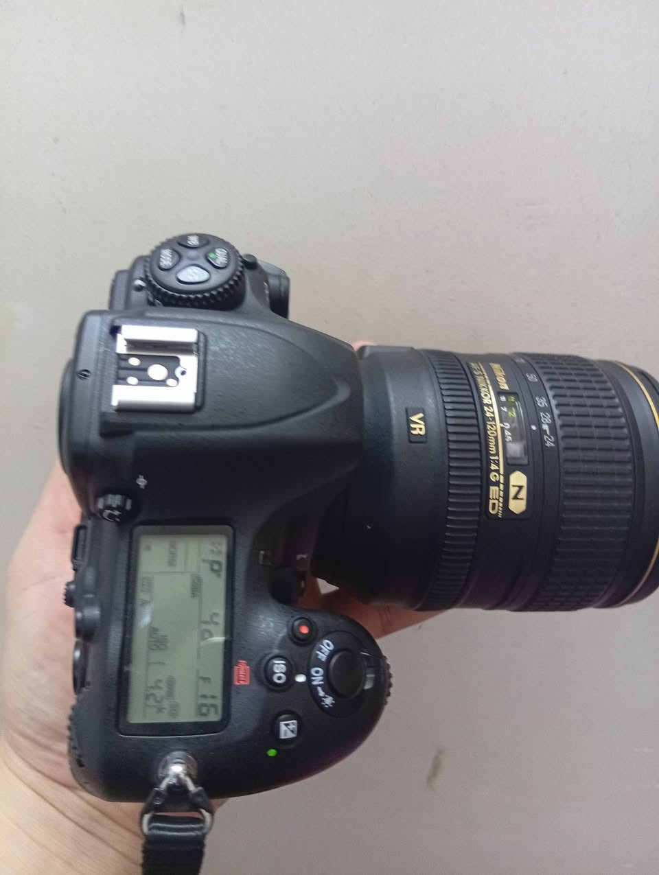 کامیرا نیکون فول
قلیل استخدام
نظافة %100
سعر البیع 650$...


**إذا كنت صاحب هذا الإعلان وتريد حذفه لأي سبب، رجاءا أرسل رسالة إلى الدعم الفني**