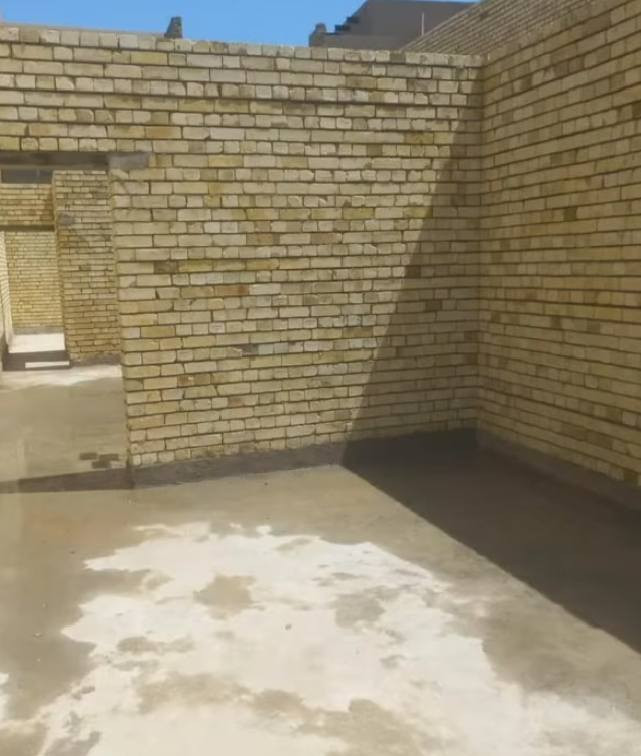 خلفه بناء متفرغ بناء نظيف وتنظيف الموقع *********** وبي واتساب
