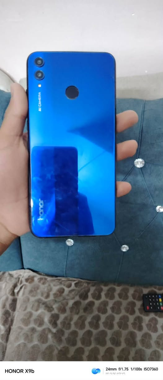 السلام عليكم اكس 8 ذاكره 128 الرام 6 ببجي 40 فريم بي فطر باللمس شغال كل شيء ما بيه
 موصل حي القاهره السعر 40 بمجال تعال خاص وراسلني ورقمي ***********
