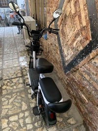دراجة شحن • حجم ١٤ • بطاريات ضعيفة