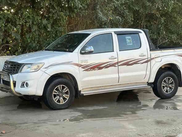 TOYOTA-HiLUX2014للبيع 
للبيع تويوتا هايلوكس فورويل 2014كويتي 

ماشيه 44Km

▫️كير أوتوماتيك 

▫️تخم تاير 🆕

▫️بيها فقط بارد شبر بالبنيد 

شاشه تحكم ستيرن 

تتدفئه تبريد كله شغال 

▫️ كير / محرك / شاصي شرط

▫️ تبريد شغّال

▫️ السيارة جديدة بمعنى الكلمة

▫️ رقم وسنويه جديد 🆕 رقم بغداد تحويل ثاني يوم 
السعر :240وبيها مجال 
🔹 الموقع: بغداد

📞 للاستفسار:***********

📡
