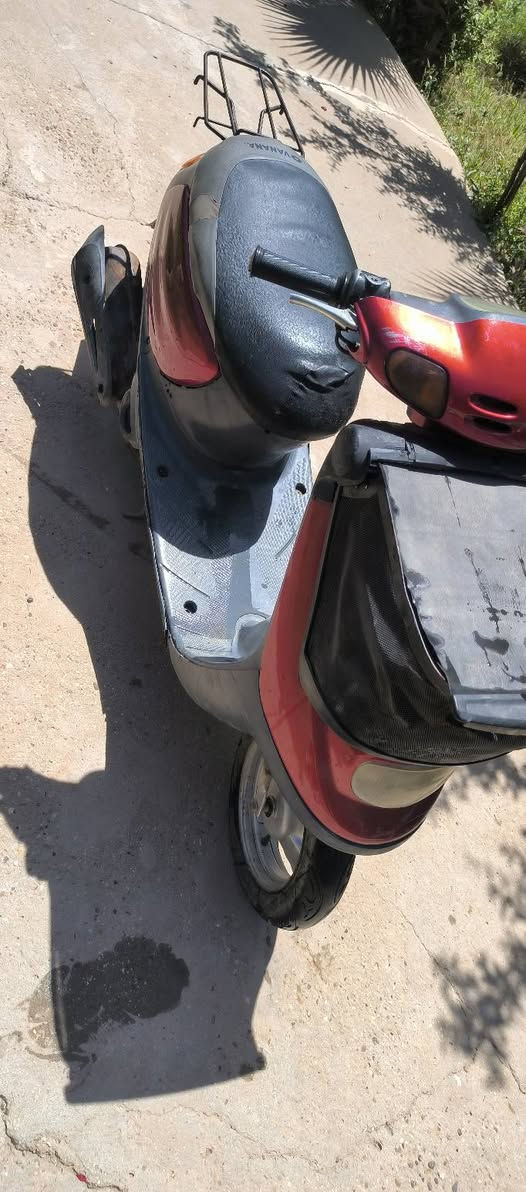 للبيع دراجه ام السله كلشي شغال بيهه كهربائيات مكينه سلف هندر لايتات بريكات اشاير نقصهه بس باتري السعر 300 وبيهه مجال مكان الدراجه مسيب على طريق كربلاء بغداد الشراي يتصل على الرقم *********** او خاص
