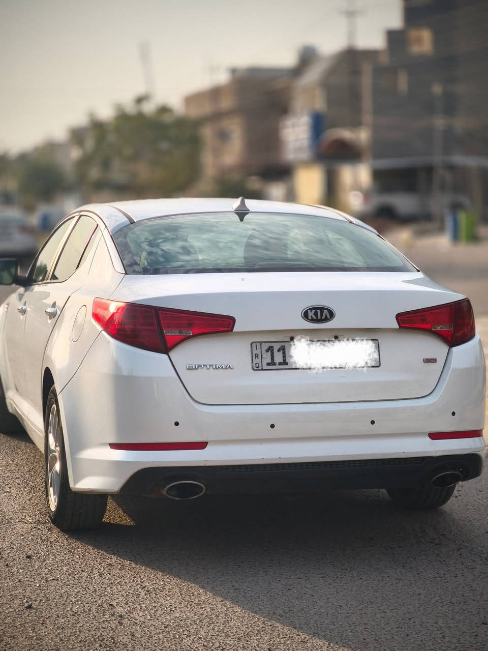 سلام عليكم اوبتما 2013 امريكي🔹
رقم بغداد دولي بأسمي 
سنوية جديدة هزة جديدة
 كير ومكينة مكفولات 2400
حادث باب السايق مبدل بلادي شركة نفس لون / بيهة صبغ بالعراق جاملغ وباب خلفي وباردين خفيفات 🔺بدون ايرباك مكفولة💯
ماشية 77 ألف قابل للزيادة 
زوج تاير جديد وصدر موبس اصلي جديد زيرو 
تبريد ثلج كلة جديد مبدل اصلي❄️ مكاني حي جهاد قرب مجمع السلام السكني صور الحادث مرفقة بالمنشور  
مواصفات 
🔹بريك ABS
🔹تحكم ستيرن 
🔹اشاير بالمري
🔹جكمجة ثلاجة
🔹حساسات خلفية
🔹حاكية بلوتوث
🔹هيتر بالمري
🔹شاشة اعطال
🔹كروز سرعة
السيارة على ايدي اني مستوردها بأسمي
 گير ومكينة وكهربائيات مكفولة💯 استخدام بيت مال جناي
السعر 108
استفسار
***********
#اوبتما #اوبتمه #اوبتيما
