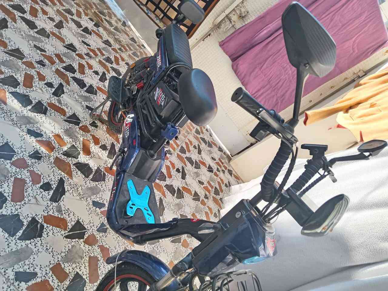 بايسكل شحن للبيع المكان ديالى بعقوبة جديد قليل استعملته أقل من شهر  السعر 500للتواصل ***********
