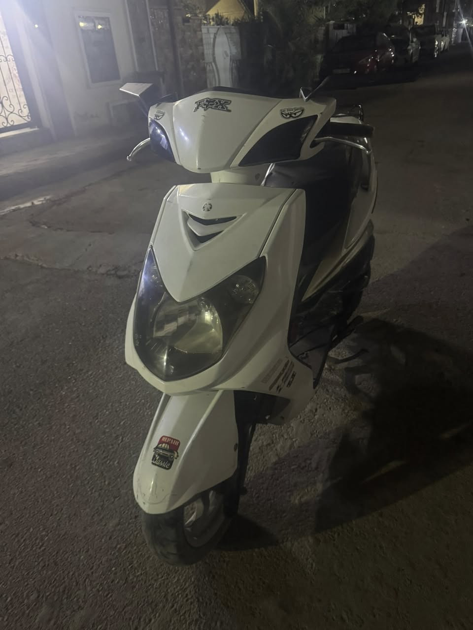 سلام عليكم دراجه سكنس كوري كابريتر دراجه نضيفه ناعمه شلعه ومعدل دبلات رياضي
بغداد الدوره ابو دشير  سعرهة ٦٥٠وبيهة مجال حك الجيه ***********
