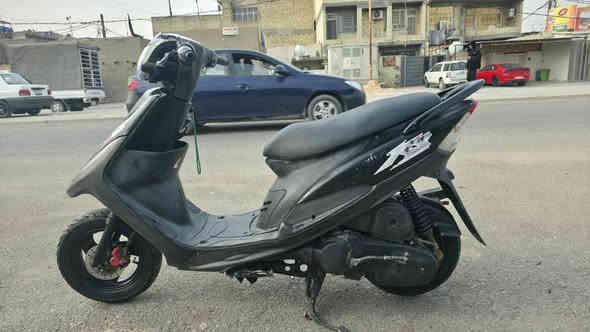 السلام عليكم دراجه ماكس عدله
بلادي مكينه مفوله شك الكاع
مانقصها برغي كامله مانقصه اي شي 
السعر   575  بيهه مجال بسيط 
سلف وهندر كهربائيات كله شغال 
شلعه ومعدل مختمه كله ختم واحد 
العنوان : بغداد مدينه الصدر  
الاورفلي قرب العماره البرتقاليه
للاستفسار  : ***********
