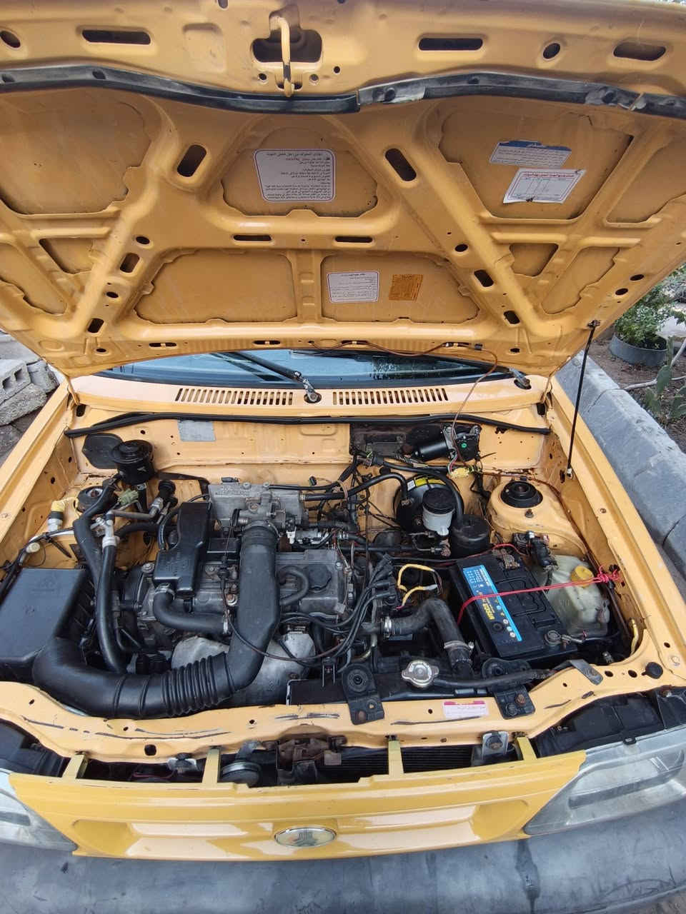 السلام عليكم
سيارة 🚗 سايبا (ايراني) للبيع
موديل 2017 رقم انكليزي دولي 
مصفرة هيئه وغرامات سنوية لل28
بسمي السيارة وشرط تحويل 
كير و مكينه بجيس تبريد + تدفئه
دوشمه جلد + جيس نايلون 
السيارة معمرة هلالات وبرانكيت 
السعر 37 ورقه مجال قليل حك الجيه 
مكاني البصرة الهارثة ***********
