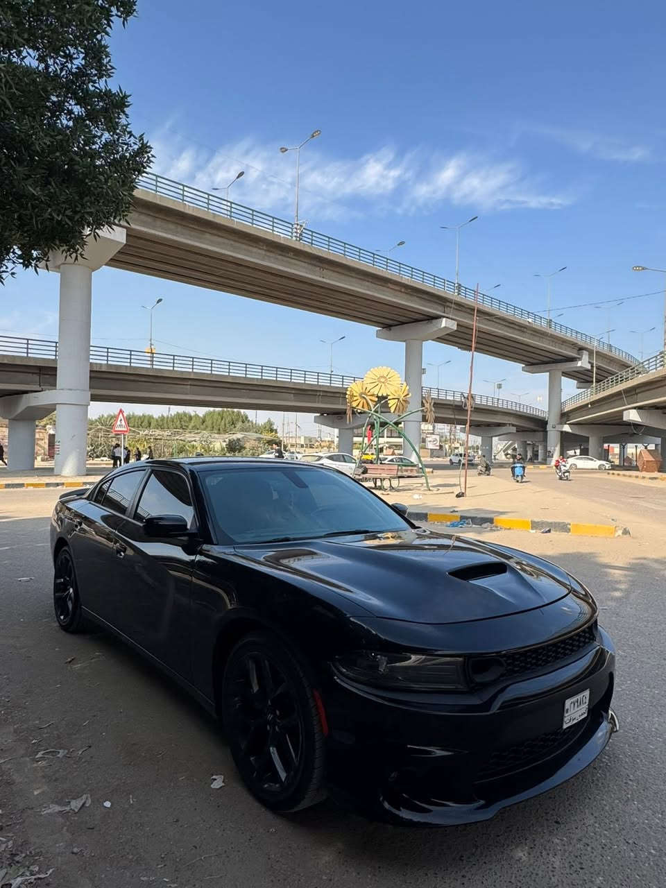 جارجر gt وارد امريكي 2023 بدون رقم 
لون اسود 
فول السياره 
الضرر جاملغ وخشم البنيد بدون دواخل 
السياره خير من الله 
كشن كهربائي 
شاشة كبيره 
مكان السياره ديوانيه 
السعر 220$ وبيه مجال حك الجيه 
وما اتوقع اكو هجي سعر 
الاتصال ***********0
