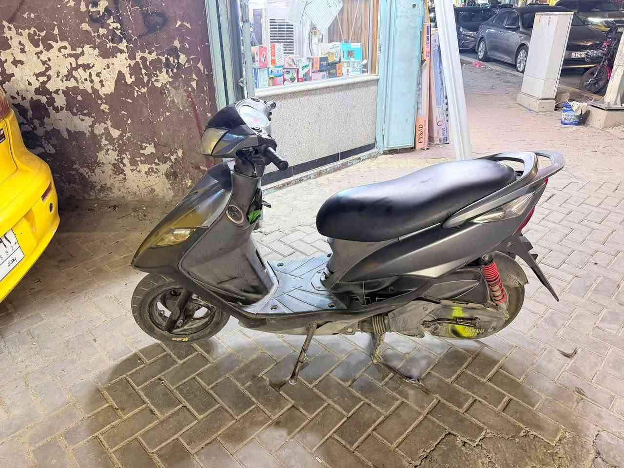 دراجه ثعلب للبيع الدراجه رمبه مصارلها شهر من نازله من الرمبه السعر 850وبيها مجال حك الجيه الرقم ***********
