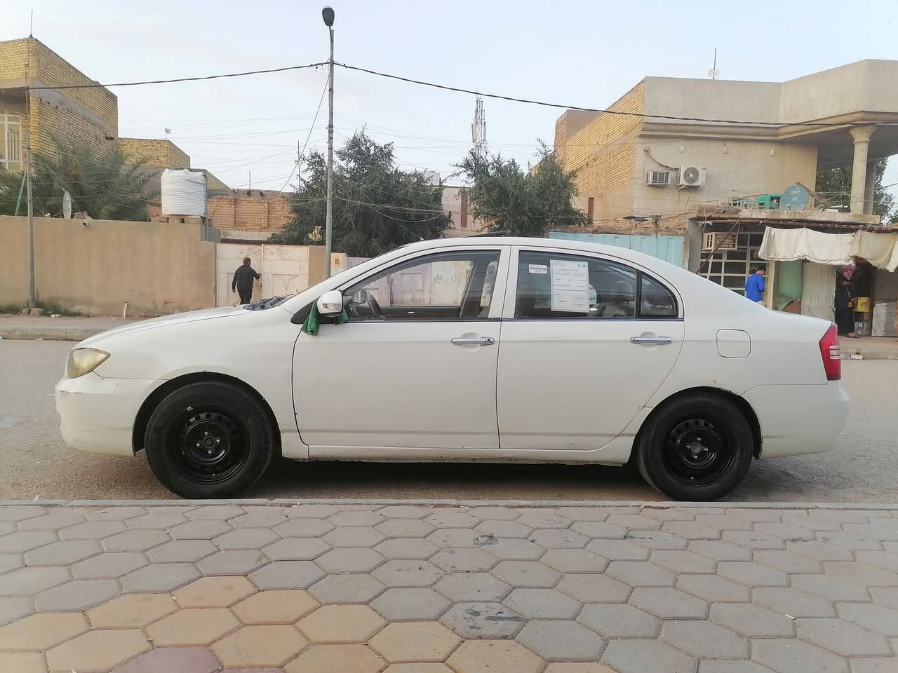 السلام عليكم
ليفان 620 للبيع 
موديل. 2013
مكينه كورله بس بيه تنقيص يعني رادله مكينه
السياره جاهزه من كللشي
تحويل ثاني يوم يعني ماسوي مكاتبه كبل عقد مروري
السعر50وبيه مجال
مكاني واسط 

***********
