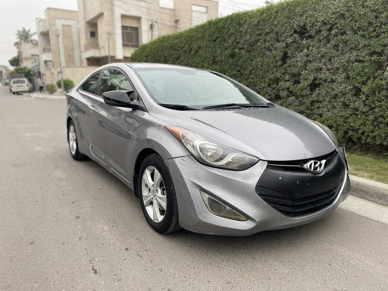 *********** جديده جدا 
النترا 2013 كوبيه 
مكينه 2000 دوش 
 ماشيه 90 الف 
سياره جديده على ايدي غرفتها جديده 
بغداد بأسمي شرط التحويل
فول تحكمات ستيرن 
حساسات
 تدفئه كشنات 
منضومه زنون 
كير محرك  مكفولات 
حداديه امامي خلفي جديد 
 تبريد  ثلج 
تخم تاير وباتري جدد
حادثها جاملغ الخلفي وقبق الجنطه فقط باقي سياره مكفول
بدون ايرباك بدون  دواخل 
 بجم كبس 
سياره جديده جدا ومابيها اي نقص
سونار موجود 
السعر ٨٧ ورقه 
بغداد الاعظميه
اتصال فقط  مكلف بلنشر 
رقم صاحب سياره 
مركز ابو فهد للعنايه بلسيارات
***********
