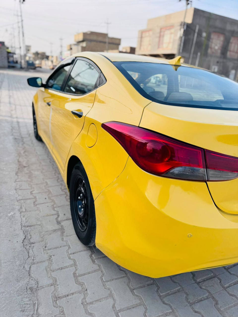 النترا موديل2013. وارد امريكي
مكينه 1800 دوش
تكسي رقم بغداد
خطه داخل
تحكمات استيرن جهتين
حساسات تاير4
حساسات خلفيه 4
تخم تاير جديد
داخل لونين اسود بيجي
ضربته جاملخ خلفي
مكانه الديوانيه 
110$
***********
