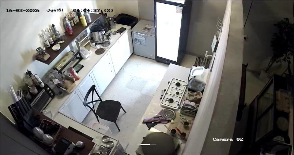 كوفي هاوس للبيع كامل
(الاسم+غراض +المكان)
في منطقة بغداد/ المشتل (المربع الذهبي) 
للاستفسار /***********
