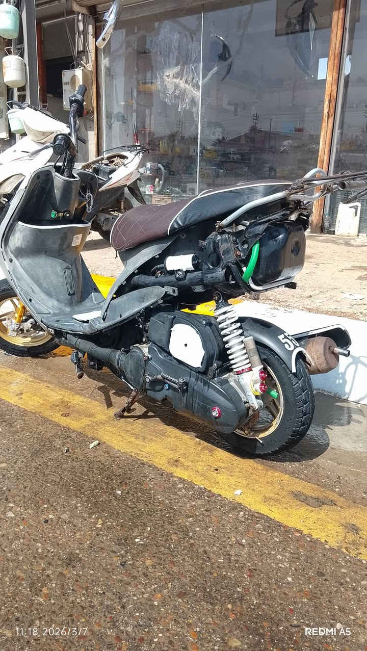 البيع دراجه ماكس الدراجة كفاله بوشه 55 شرط قلااع فولل شلعه معدل فول الدراجة صغيرة جديد كامله سلف شغال هندر شغل الدراجة مزوده كشن ربع والفات انضف من الصوره المكان كربلاء الحسينيه السعر 350 وبيه مجال بسيط الرقم ***********
