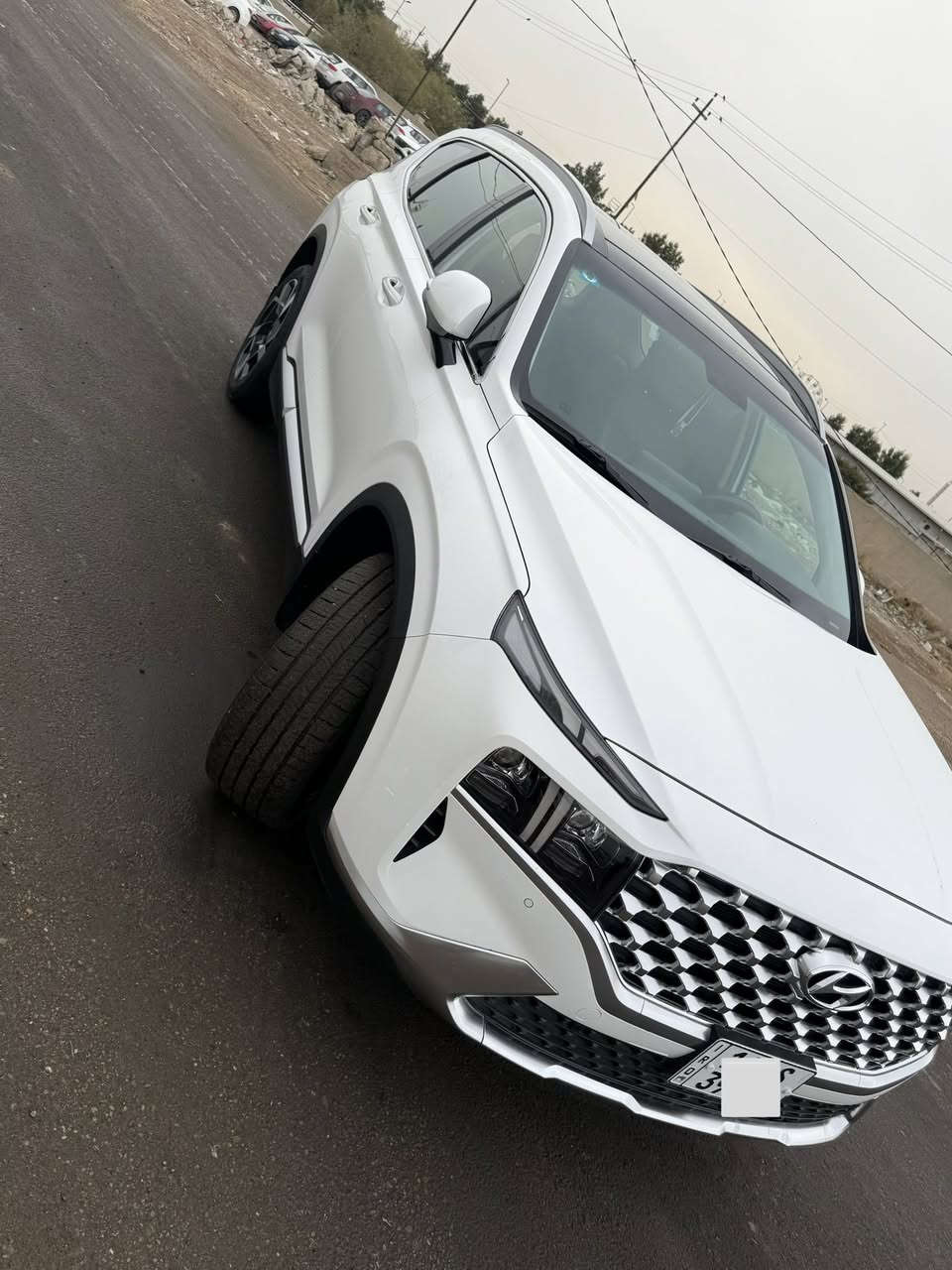 بسم الله الرحمن الرحيم
هونداي سنتافي 2024 خليجي فول مواصفات سته سلندر V6 3.5 ماشيه 60 الف مكفوله كفاله عامه من كلشي رقم بغداد باسمي السياره بحاله الزيرو  

المواصفات: 🚗
 
جنطه كهرباء⚡️
حساسات أمانيه وخلفيه 🔔
تحكم ماوس 🖱️
7 راكب 🪑
الشبابيك دبل جام 
بانوراما 🌁
كراسي 2 كهرباء 💺
بصمه ابواب ودخول ذكي 🔐
جنطه كهرباء ذكيه 🤖
مرايا كهرباء مع اشيار ⚠️
ويل حجم 20 الجبير 🛞
بردات خلفيه بلاديه ◾️
تبريد 3 قطع 🧊❄️
4 انضمه قياده 🚀
شاشه جبيره 🖥️
رادارات ‼️
شاحن واير ليس 🔋
لايت وبك لايت ليد 💡
لايت زنون وعدسه دواره 🔦
تحكمات ستيرن 🎛️
كير دكم 
اوتو هولد 
داخل لون جكليتي 🟤

وهواي مواصفات غير مذكوره….

مكاني بغداد 📍

سعر السياره : 285 ورقه وبيه مجال 

للاستفسار ☎️ ***********
