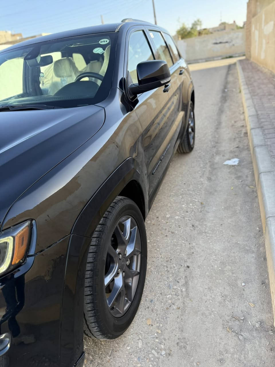 جيب ليمتد X
2020 
فول مواصفات شنو تريد بيها 
وارد كندي ضررها باب الصدر فقط وبيها تلحيضات خفيفه السياره بدون بچم بدون ايرباك سياره حلوه السعر 275$ 
*********** اتصل وبيك خير وتدلل 
مكاني ميسان رقمها بصره السياره سونار موجود وفحص هم تفحص
