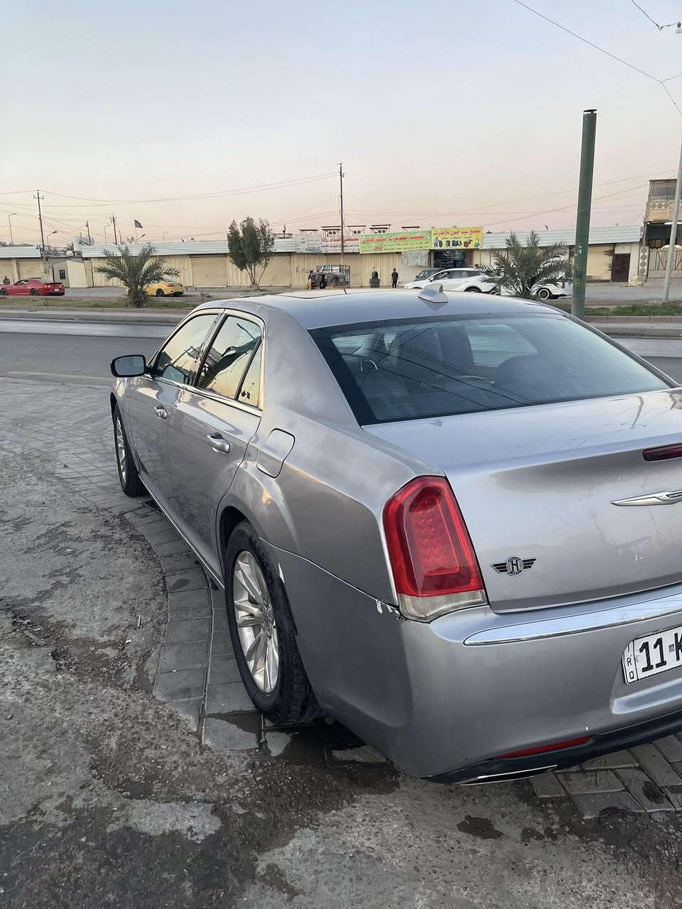 اوباما 300C موديل 2016
اصل 2016 سنوية باسمي حادث خلفي جاملغ خلفي مصبوغ قبغ جنطه مبدل وبيها جاملغ امامي جهة السايق مصبوغ اثر شخط ماشية 180 الف 

مواصفات السياره بانوراما بصمة كشنات جلد تدفئة تبريد كشنات والمواصفات البقيه معروفة 

للاستفسار ***********
