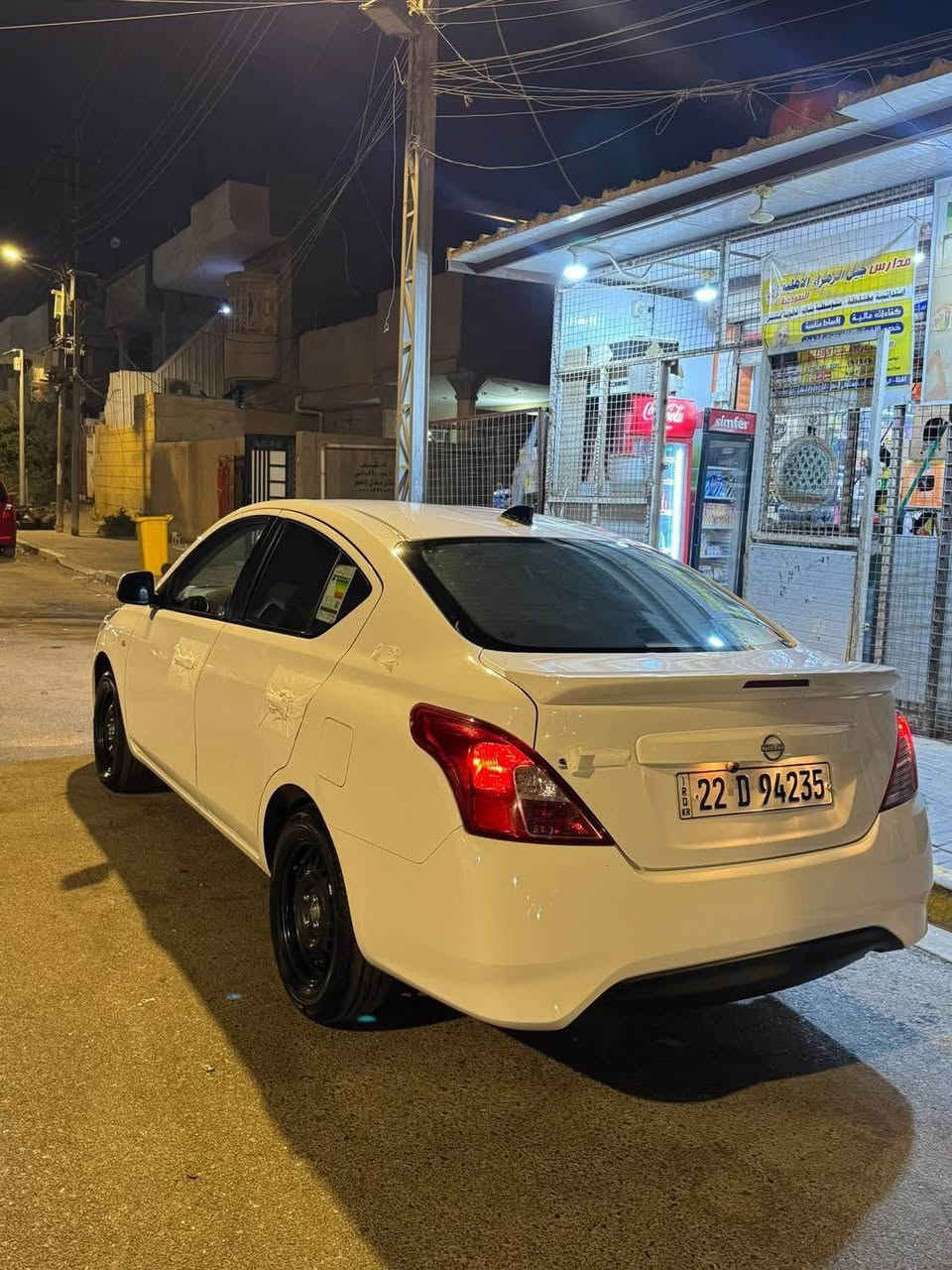 نيسان صني هندي مامشتغله تكسي 
ماشيه٢٩ بيه بارد كلش قليل اصبع تقريباً
رقمي*********** الزبير, البصرة
