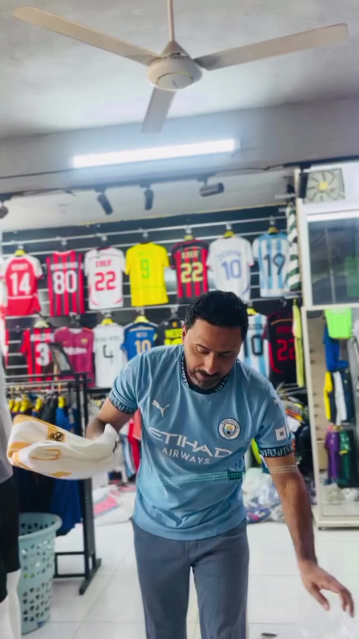 الدريس ب8 الاف 
قطعتين ب15


**إذا كنت صاحب هذا الإعلان وتريد حذفه لأي سبب، رجاءا أرسل رسالة إلى الدعم الفني**