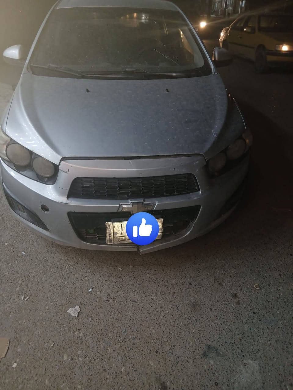 سلام عليكم عندي سياره للبيع شوفرلت  مكفوله اصولي بس راعيها مايداور يعني كوم حديد مكينه جديده كير مكفول سياره مكفوله كلها مكاني ناصريه مركز سعرها 40 رقمي ***********
