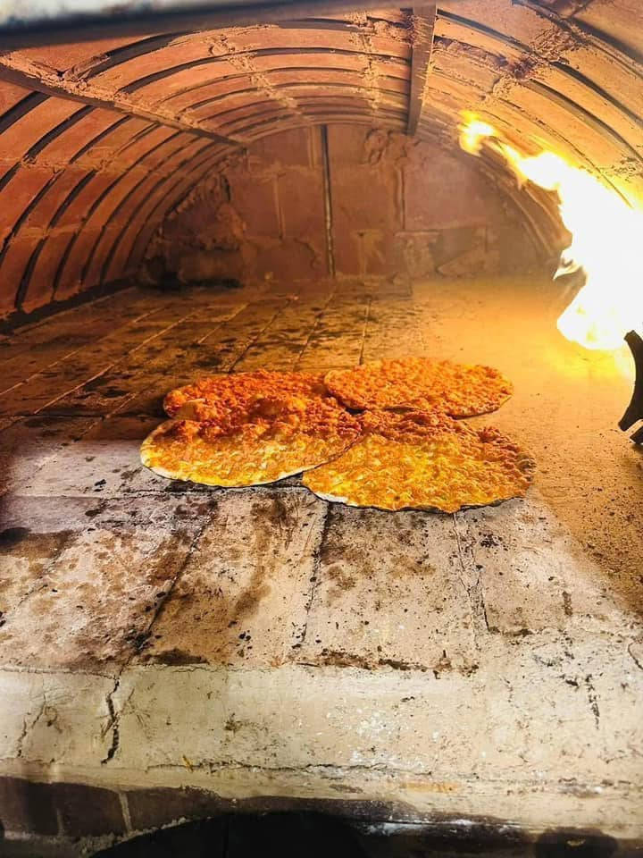 السلام عليكم من رخصة الادمن 
للبيع 
فرن صمون حجري 
و كهربائي 
وفرن لحم بعجين   
 
للبيع او الشراكه لعدم التفرغ

العلم قرب ساحة الشهيد عبدالله الجباره 

 المحلات ثنين قياس كل محل 9/6

***********

***********
