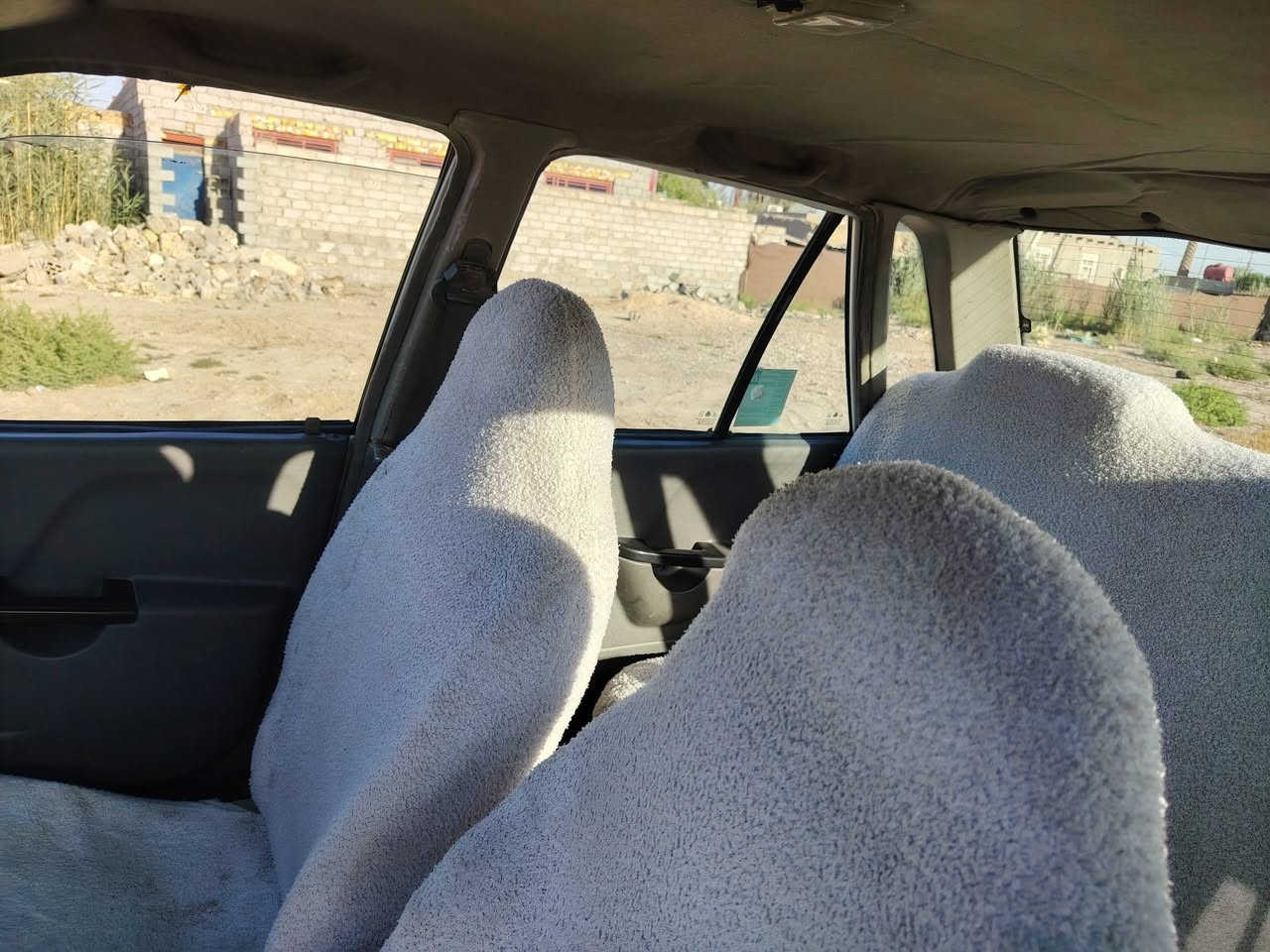 سلام عليكم سايبه للبيع موديل ٢٠١٢  السعر 25 بيها مجال ديوانيه دغاره ***********
