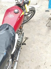 سيفان للبيع مديل 21 رقمي ‏‪0774 794 4612‬‏ مكان بغداد جسر دياله