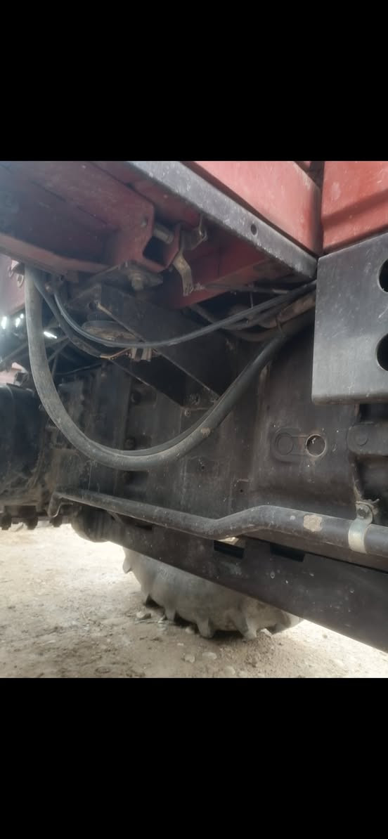 السلامعليكم فيات للبيع 140 فول عادي
تكمه عريضه وياله برمال مكينه جاهزه للشغل اكسل كير ما مفتوح اي نقص ما بيه  📍مكاني كركوك قضاء الحويجه  
تايرات الكدام بعدهن شركه للستفيار 
***********
