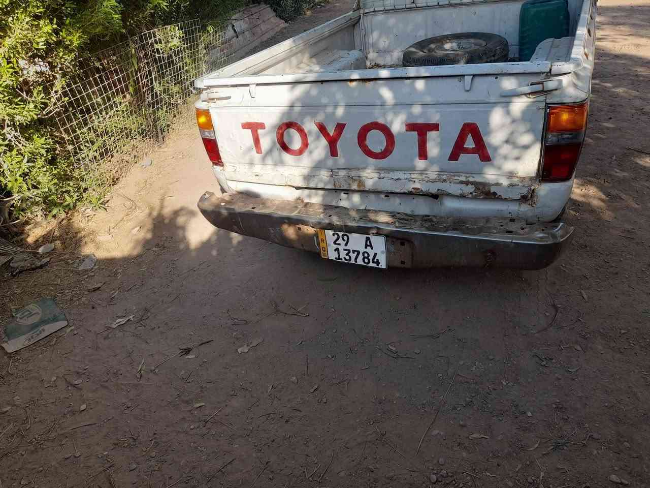 السلام عليكم بيكم ٨٧ رقم واسط سياره خير من الله محرك ثري واي السعر ٣٠ وبيه مجال والشراي يتصل ***********
