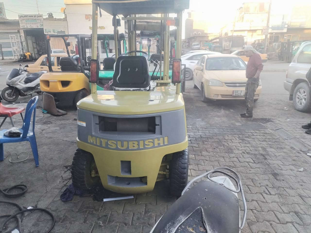 السلام عليكم للبيع رافعه مسيوبوشي ٢طن جاهزه للعمل العنوان باب الشيخ ***********
