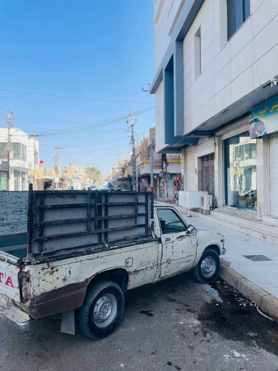 سلام علیکم بیکب تویتا 
مودیل  80 
رقم كركوك مشروع وطنی 
سنویة 3 سنوات منتهی 
شرط  شاصي  مابي قطرة لحیم 
سیارة خیر من الله 
سعر 24 ورقه 
مکان کرکوک 
***********
***********
