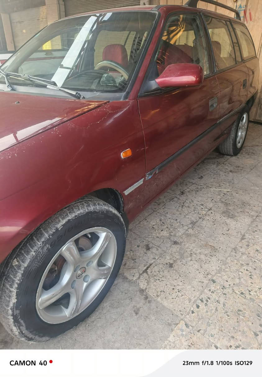 استرا استيشن السعر ٥٥
موديل 95
اي صبغ مابيعا 
سنويه بسمي 
هزا جديده 
سنويه جديده 
تبريد 
كير توماتيك 

فتحه 
وايرمنيتها كامله 
طخمها جديد
مكينه كير شرط 
تريد وكاله تريد تحويل 
حجم ٢٠
***********
‏‪0776 884 4820‬‏
