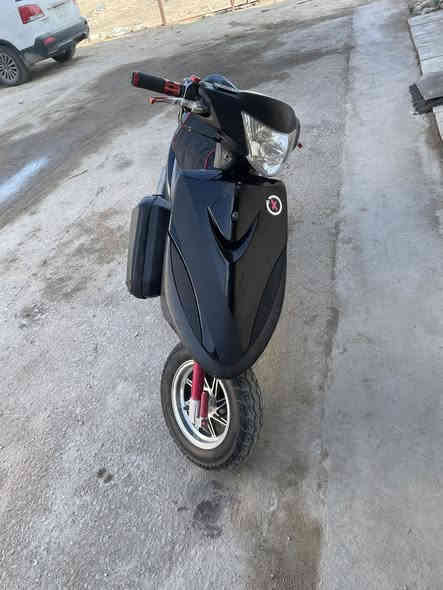 ماكس عدله للبيع 
الدراجه بوشه 55 fcs
روله fcs
كلجات fcs
يدات  بريك smrt
فچ بربمو
تغليف كشن اربع ولفات
ويل نجمه والبلادي موجود 
زنون عالي ناصي 
كامله ما ناقصها اي شي  ومعدلها ١٢٠ 
وشلعتها حلوه الدراجه 
سعرها 800
***********
